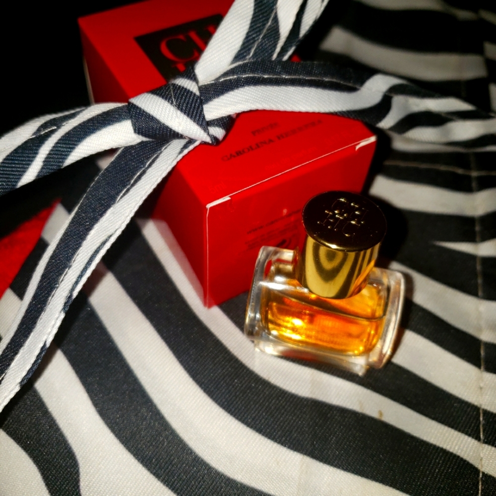 Women's Perfume (CH PRIVEE) by Carolina Herrera